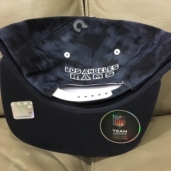 L.A Rams White and Blue Snapback - Picture 2 of 3